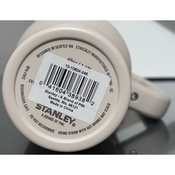Stanley Quencher H2.0 FlowState 40oz Tumbler, BEST BEIGE - Picture 4 of 4